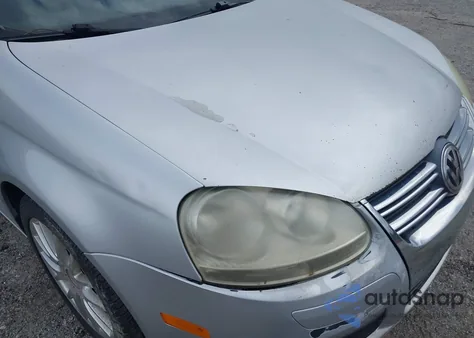 2007 Volkswagen Jetta Wolfsburg Edition z USA, uszkodzony, nr VIN 3VWEF71K97M157575